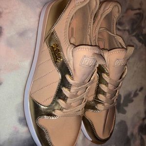 Guess sneakers